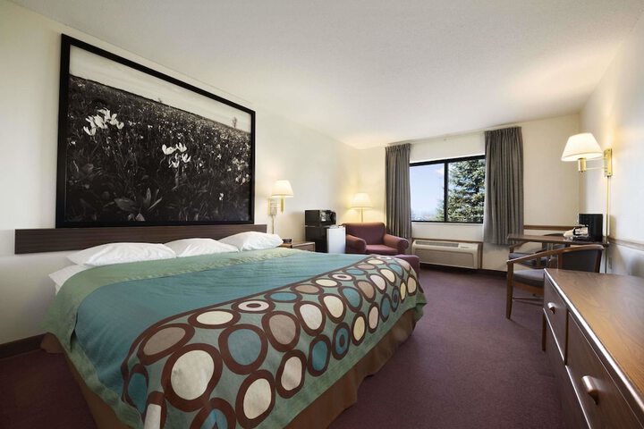 Room 22 of 32
