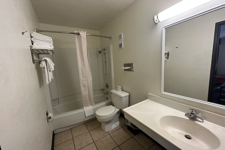 Room 4 of 21