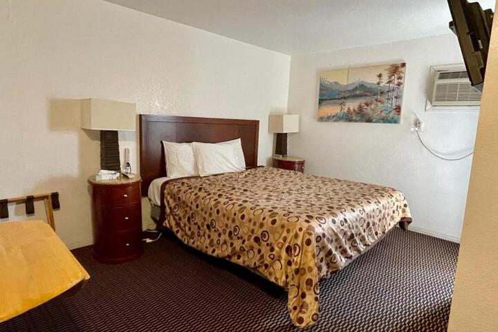 Desert Inn