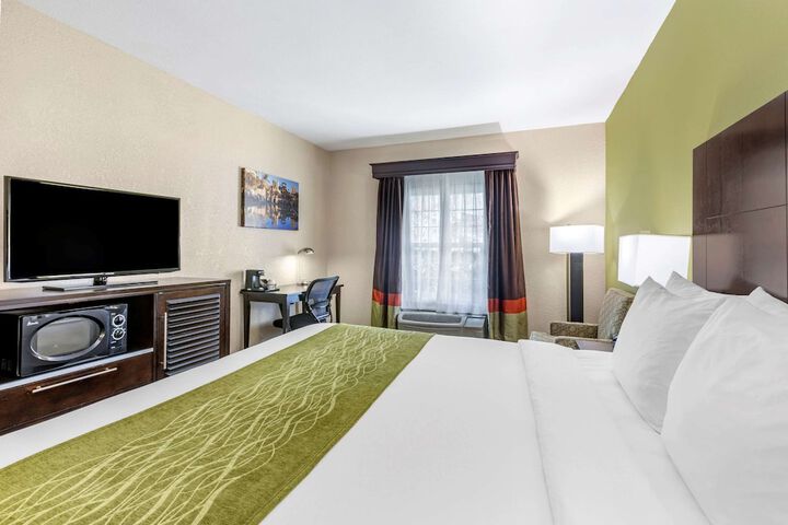 Room 15 of 32