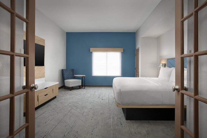 Holiday Inn Express Hotel & Suites DFW West - Hurst by IHG