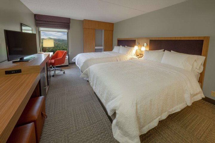 Room 21 of 43