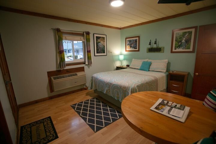 Room 159 of 236