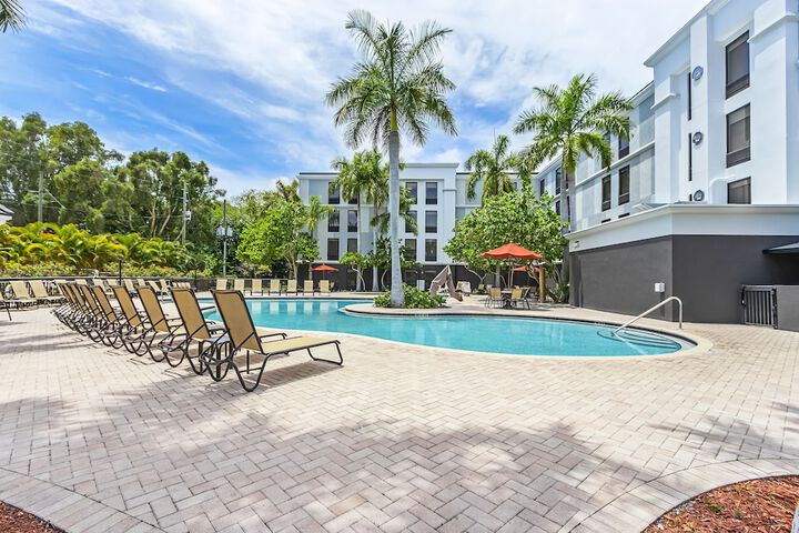 Pool 8 of 65