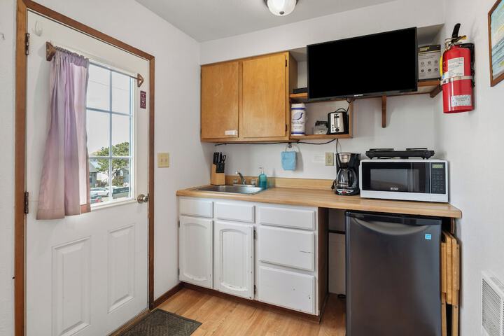 Oceanside Ocean Front Cabins