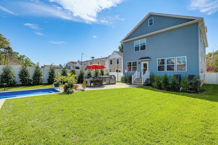 Sleek Long Branch Vacation Rental w / Pool + Patio!