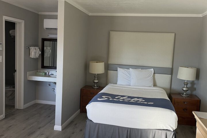 Room 33 of 59
