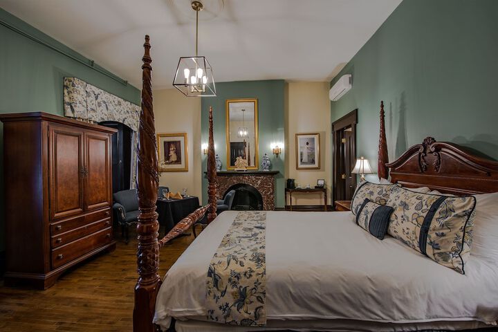 Room 14 of 47