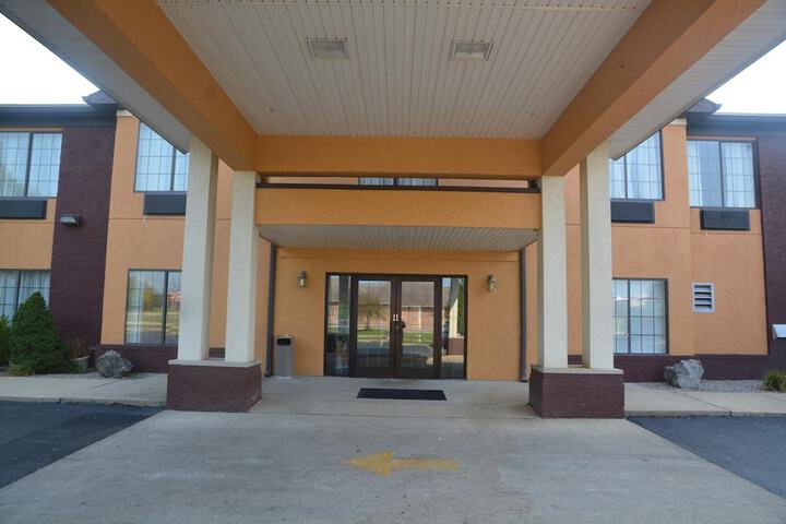 Hotel 6 of 23