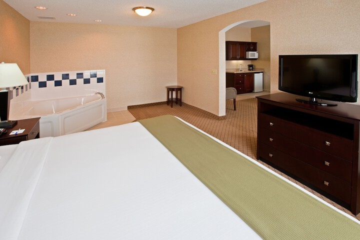Room 21 of 37