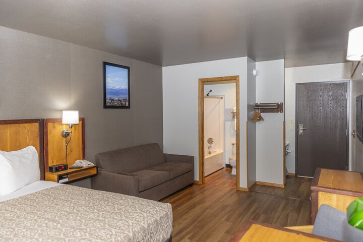 Room 21 of 39