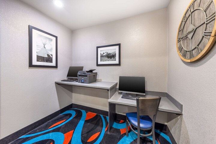 Best Western Atoka Inn & Suites