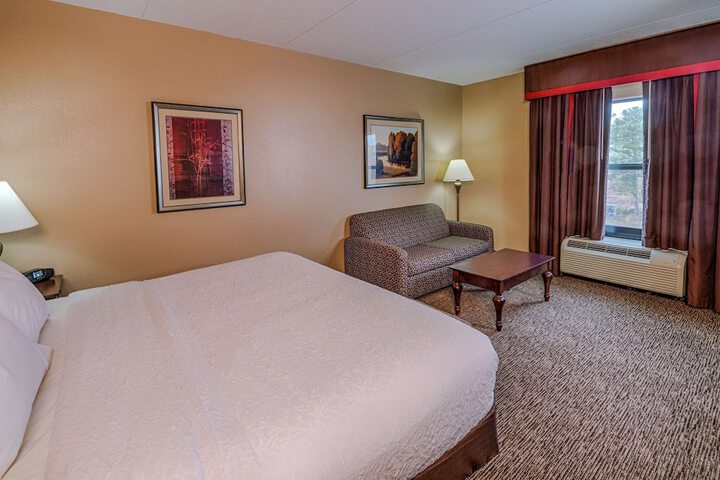 Room 29 of 82