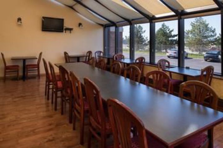Ramada Plaza Rochester Airport
