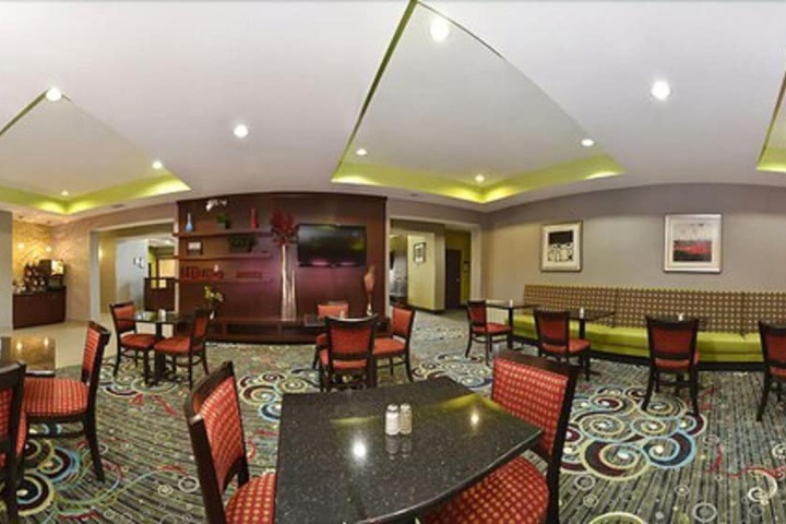 Comfort Suites Greenville