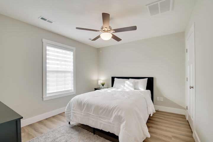 Family-friendly Ozark Villa - Centrally Located