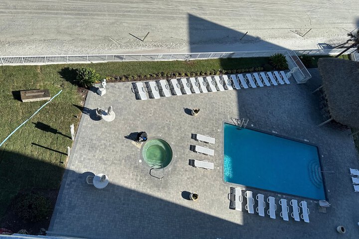 Pool 9 of 65