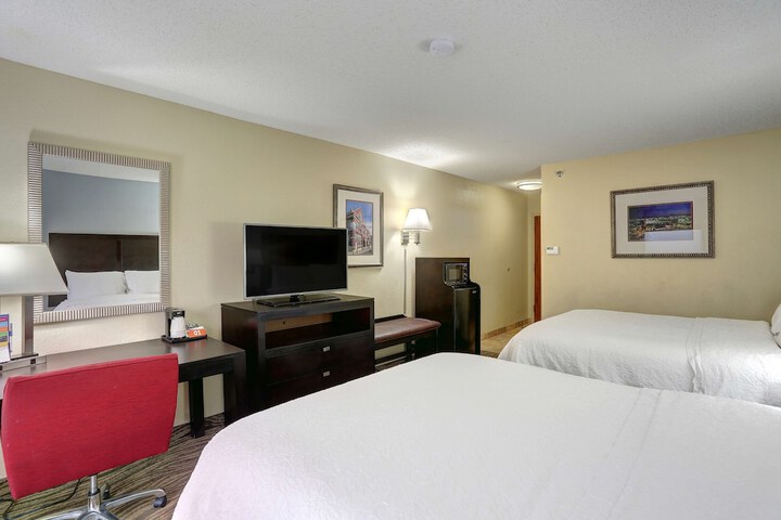 Room 12 of 34