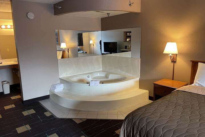 Room 34 of 50