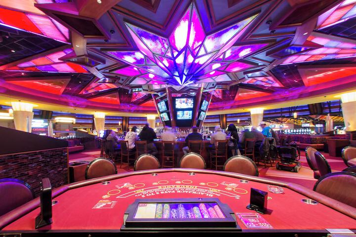 Mohegan Pennsylvania Casino Resort - Adults Only 21+
