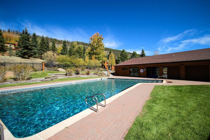 Pool 53 of 68