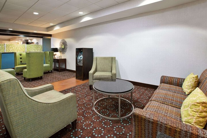 Hotel Interior 4 of 25