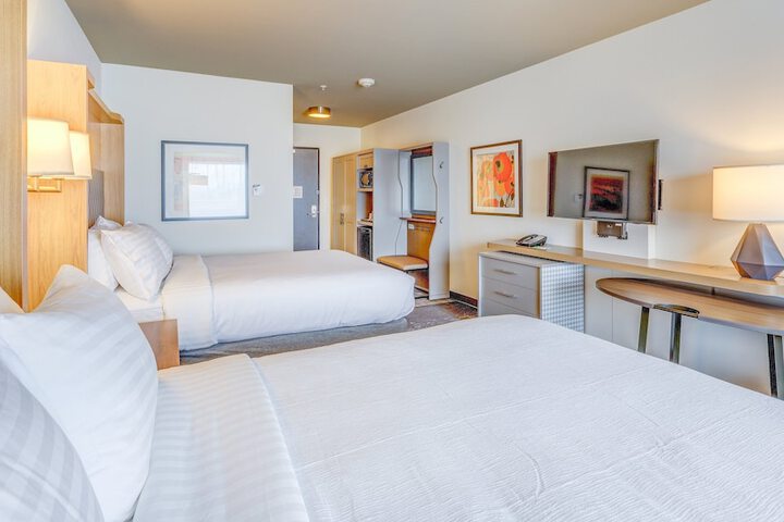 Holiday Inn & Suites Bellingham by IHG