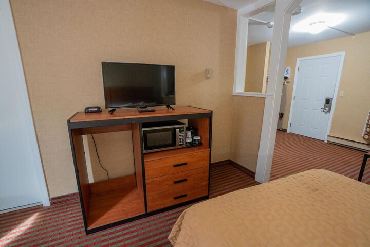 Room 12 of 31