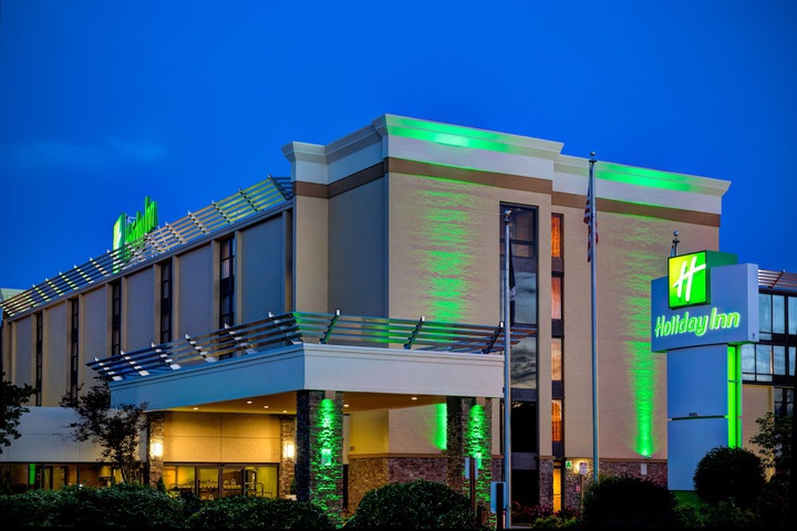 Hotel 2 of 51