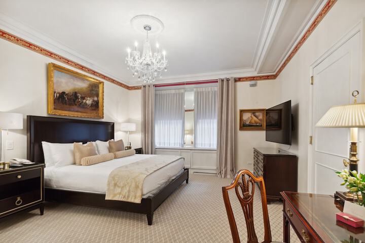 Room 29 of 82