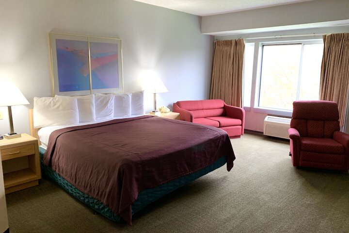 Room 214 of 334