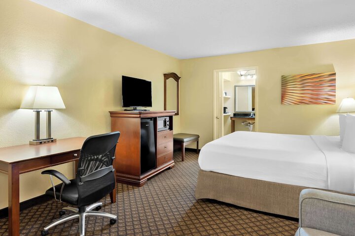 Best Western Coach House