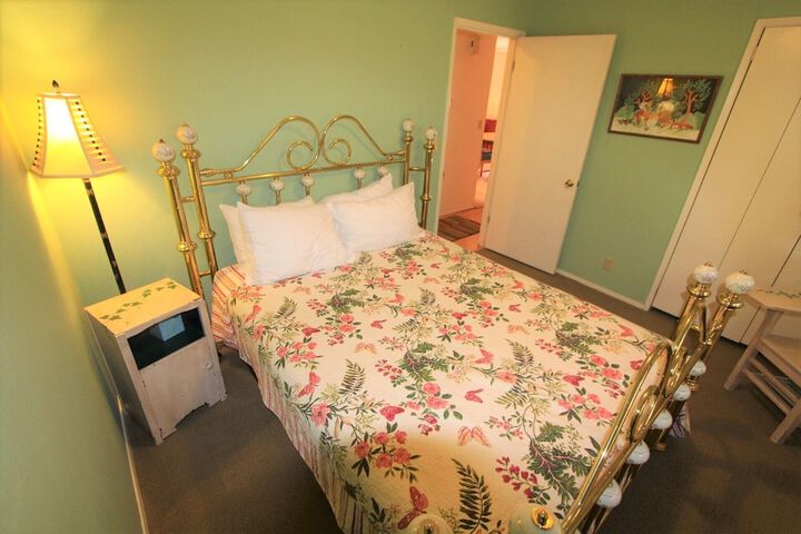 Alexanders Lodge