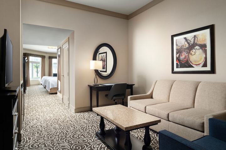 Room 12 of 30
