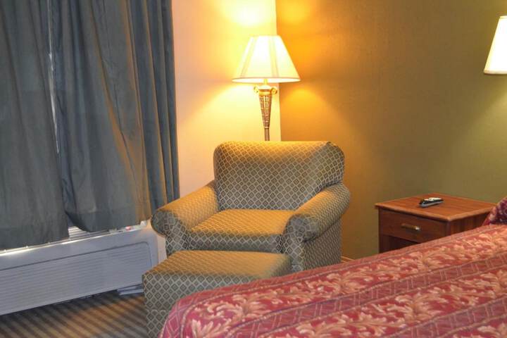 Room 22 of 40