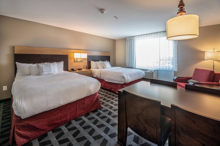 TownePlace Suites by Marriott Milwaukee Oak Creek