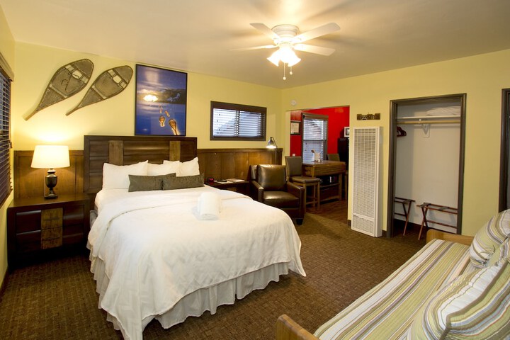 Room 47 of 69