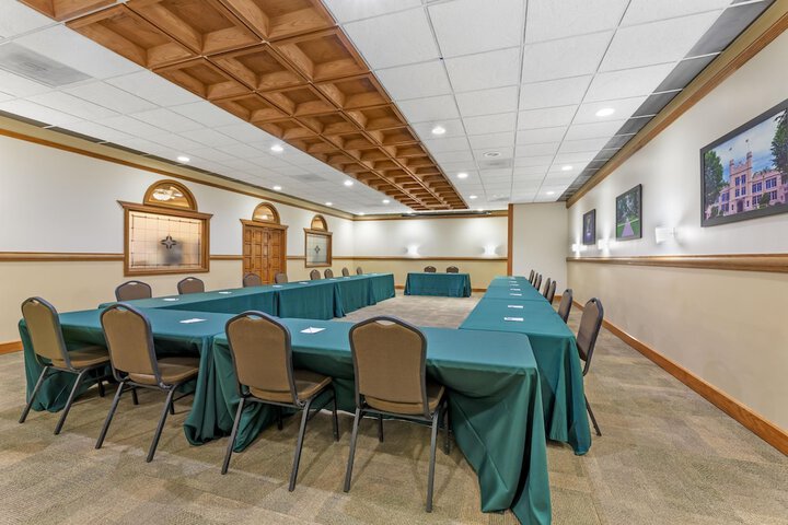 Best Western Plus Wooster Hotel & Conference Center