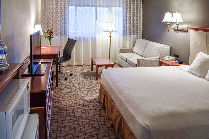 Room 20 of 62