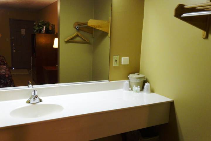 Room 15 of 29