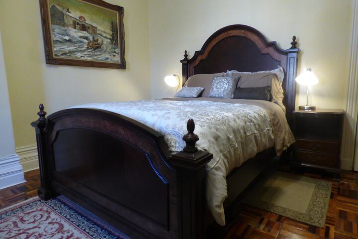 Room 21 of 31