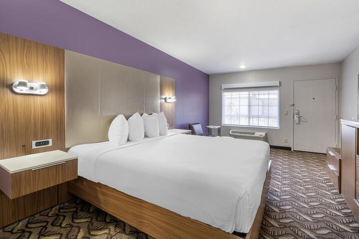 Best Western Airport Plaza Hotel – LAX  Airport LA Stadium