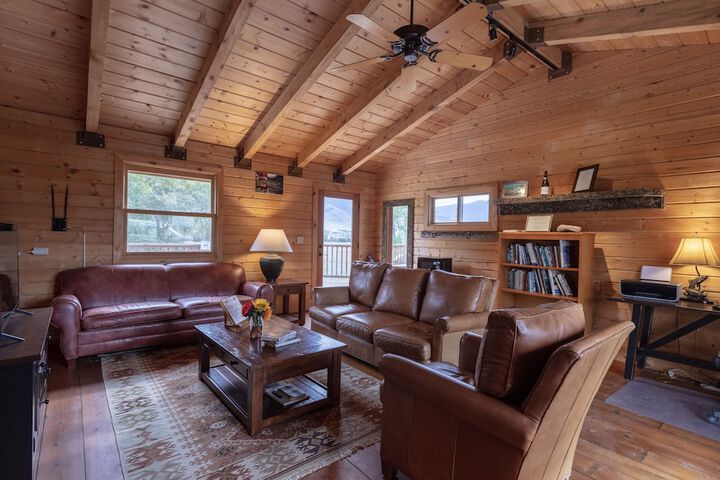 Yellowstone Valley Lodge an Ascend Collection Hotel