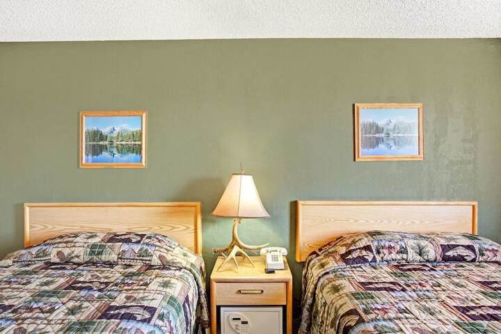 Room 7 of 16