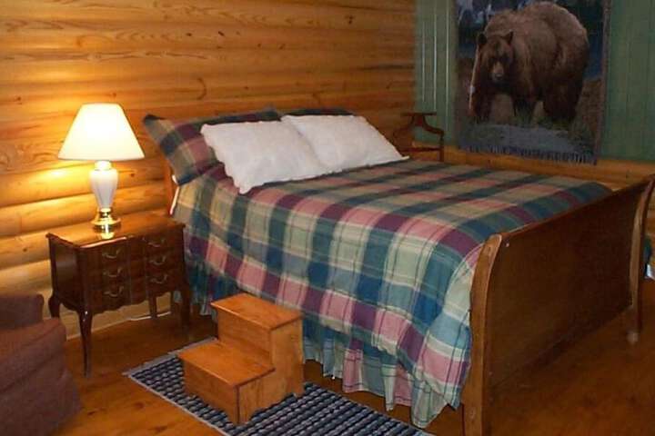 Mountain Aire Cottages Inn & Glamping