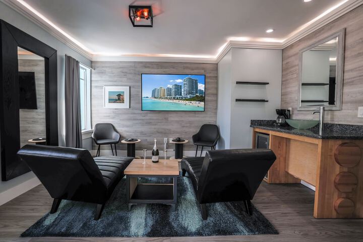 Room 22 of 40
