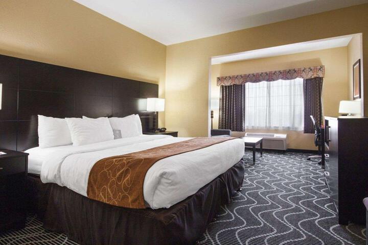Comfort Suites Lake Ray Hubbard