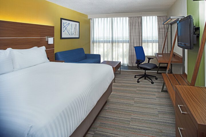 Holiday Inn Express Nags Head Oceanfront by IHG