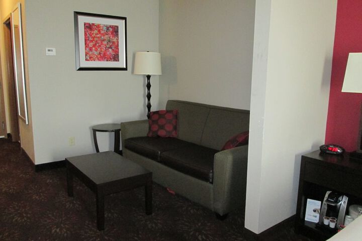 Room 46 of 81