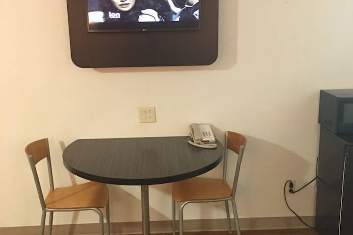 Room 40 of 46